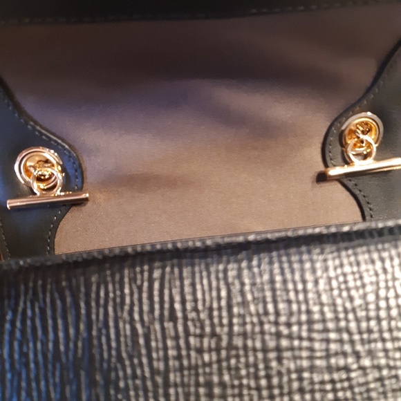 Luana Marella black leather rose gold bag - Picture 7 of 14